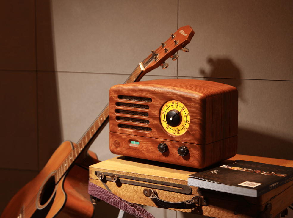 Original Ⅱ Retro Wooden AM/FM Radio Bluetooth Speaker: Brown - Joy