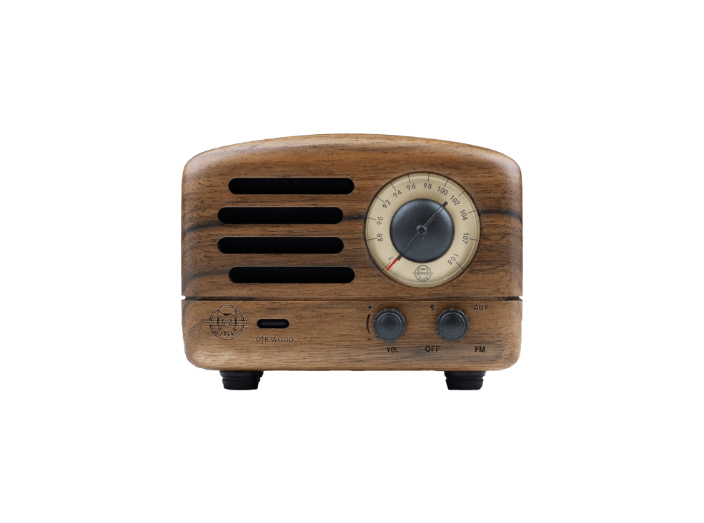 OTR Wood and Utopia Retro Portable FM Radio Bluetooth: Walnut / OTR Wood - Joy