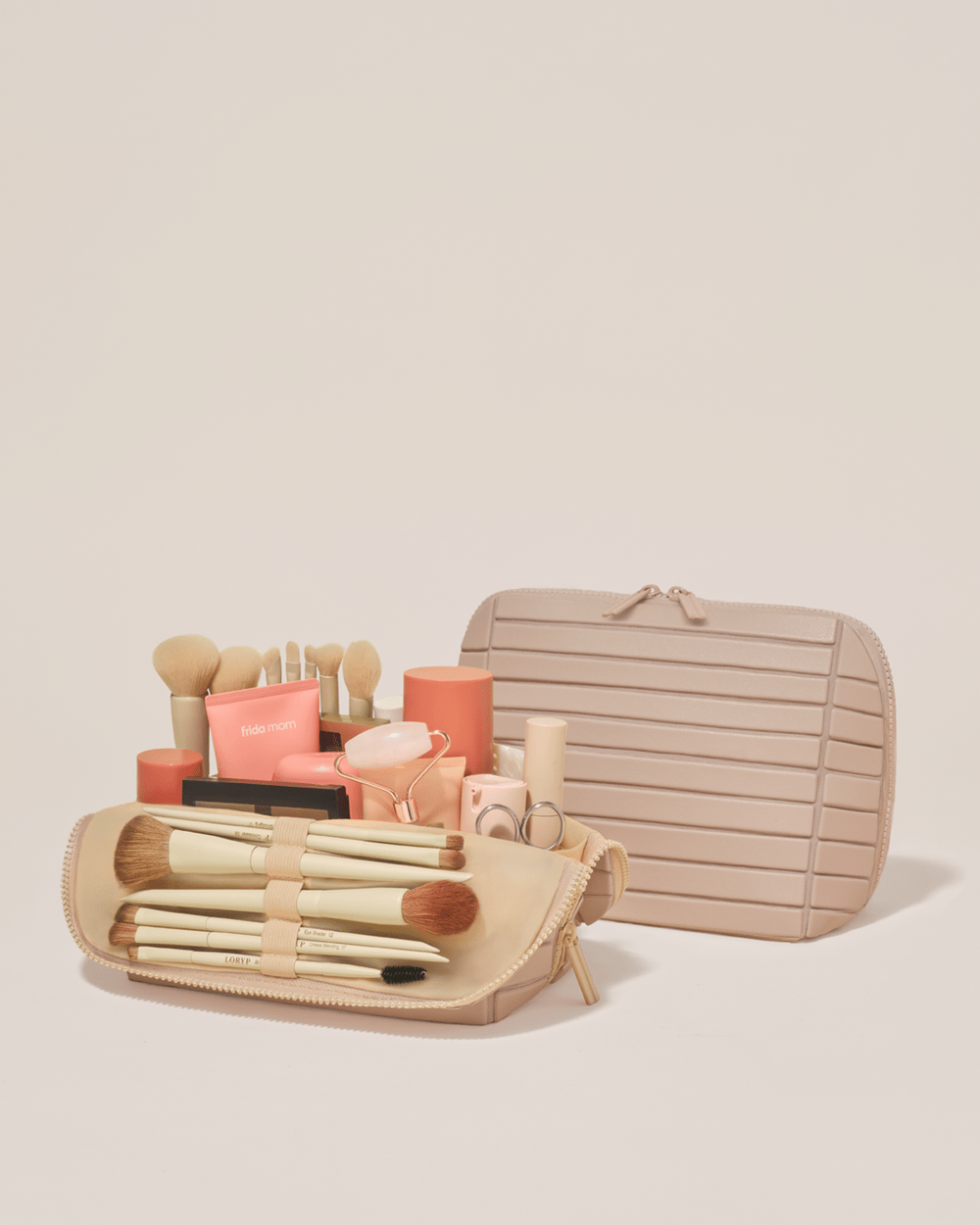 The Medium Bisque Traveler - Joy