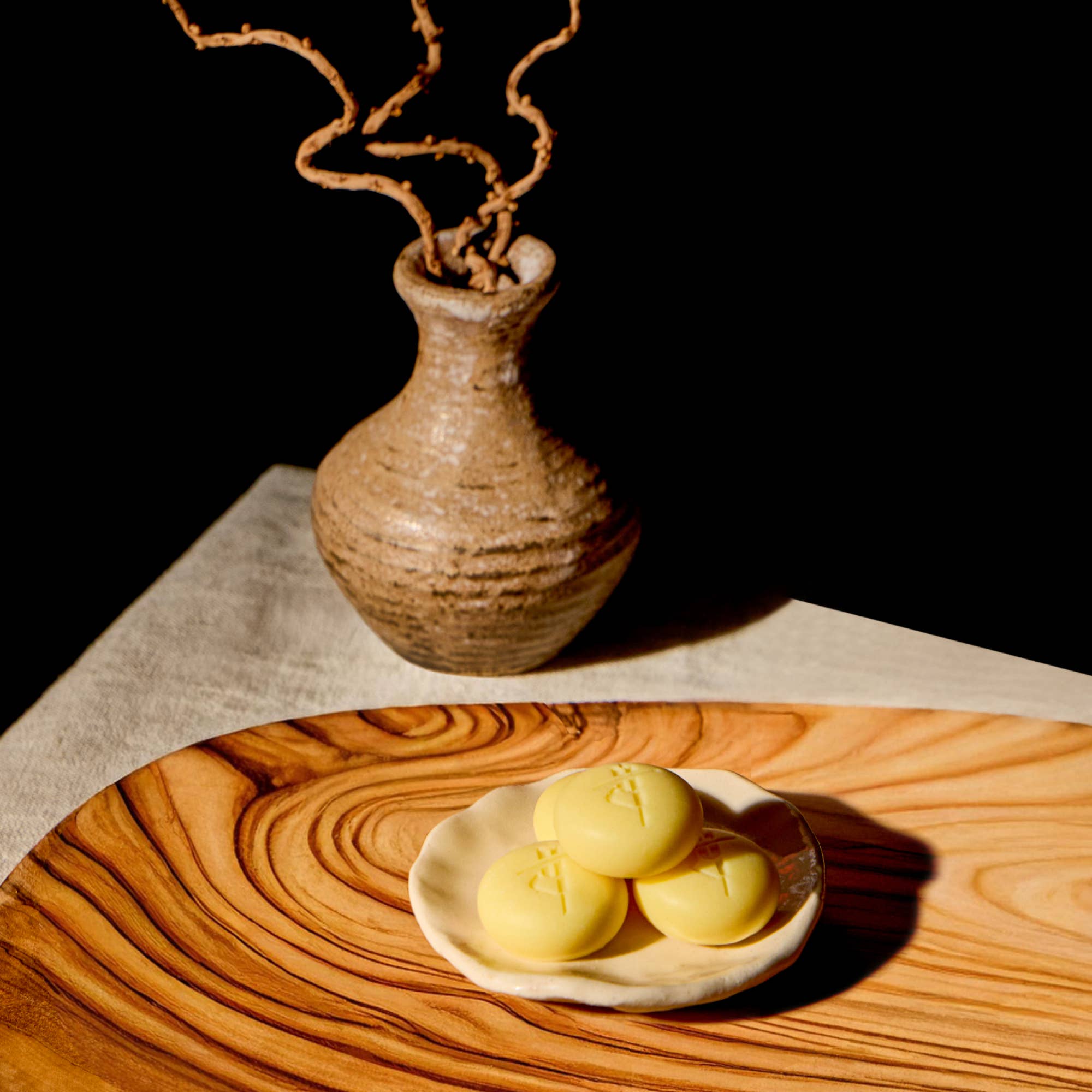 Amber & Vanilla Pebble | Deep Moisturizing Bath & Shower Oil - Joy