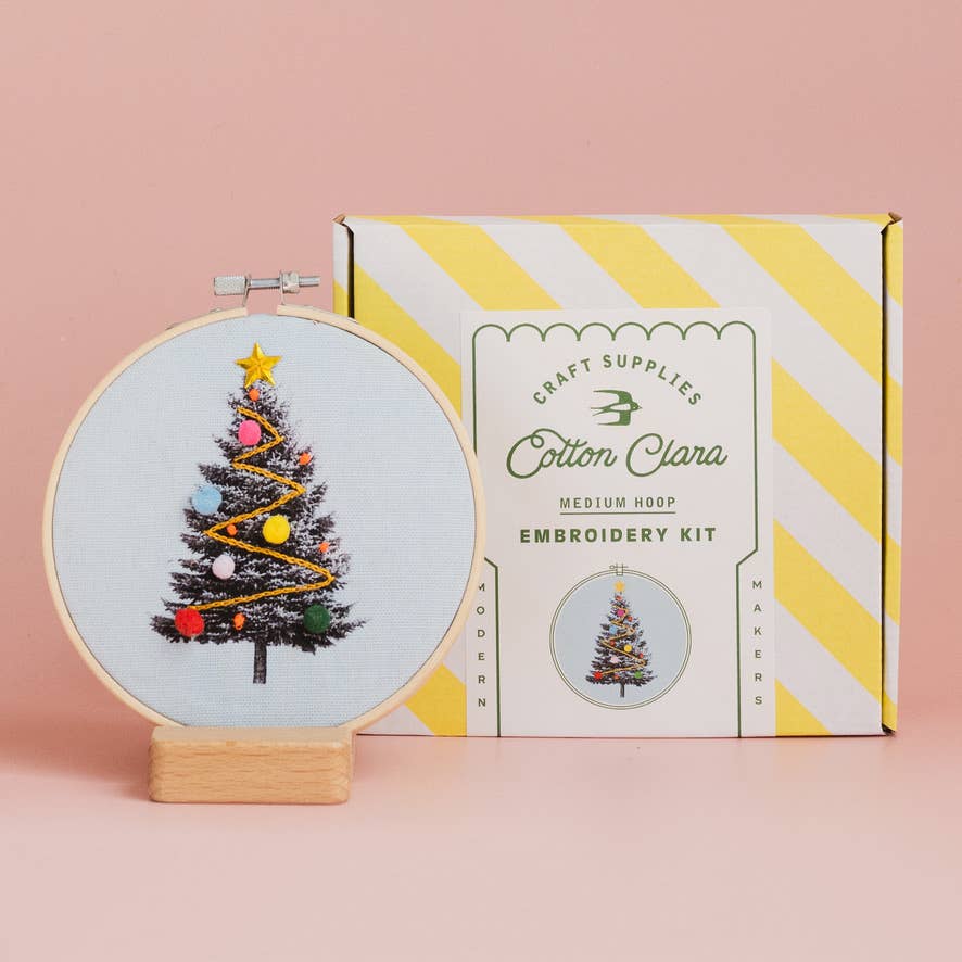 Christmas Tree Embroidery Hoop Kit: Oatmeal - Joy
