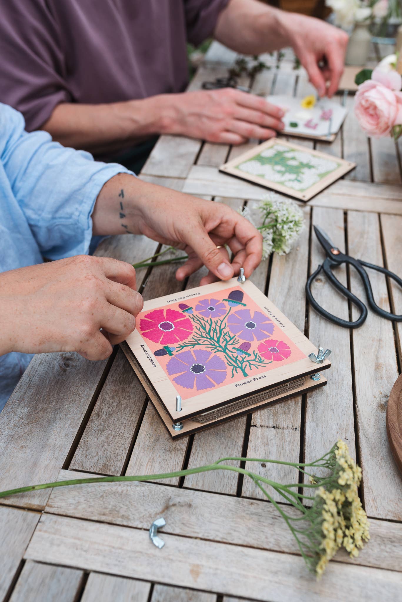 Cosmos Flower Press - Joy Gift Shoppe