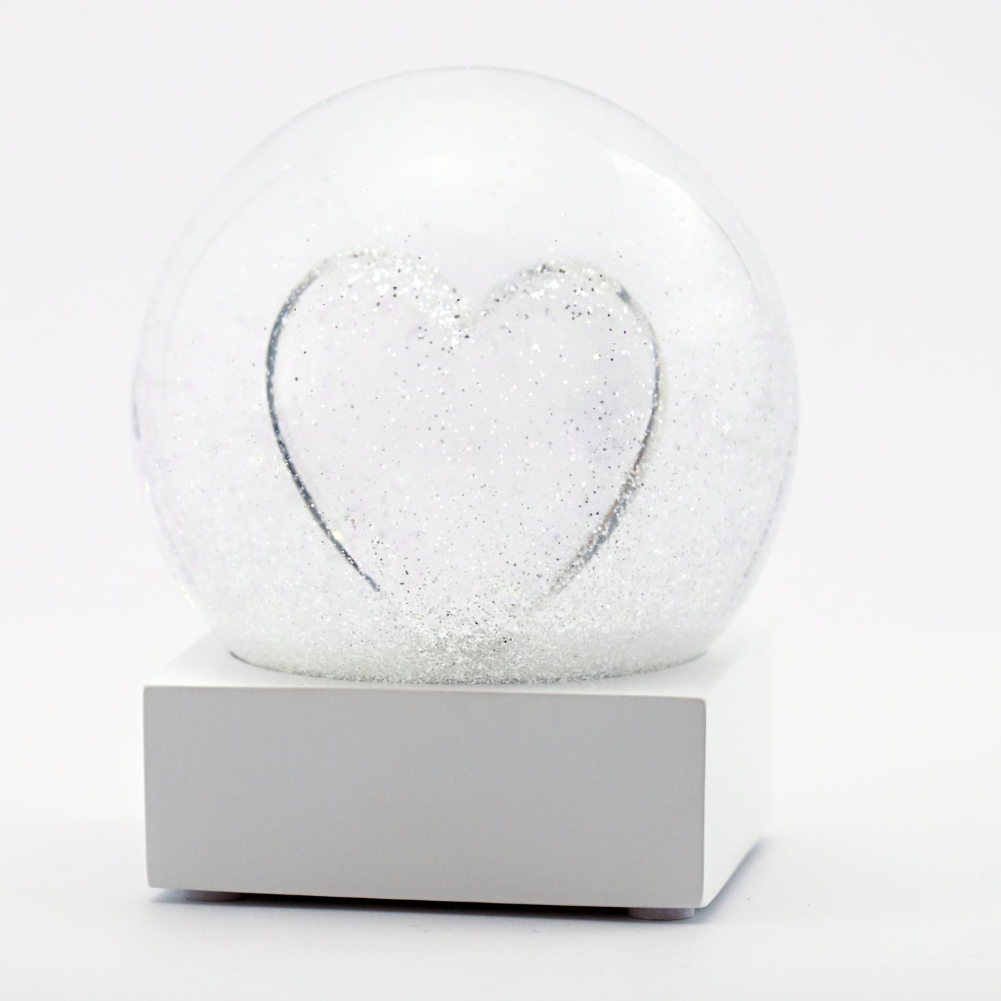 Crystal Heart Snow Globe - Joy Gift Shoppe