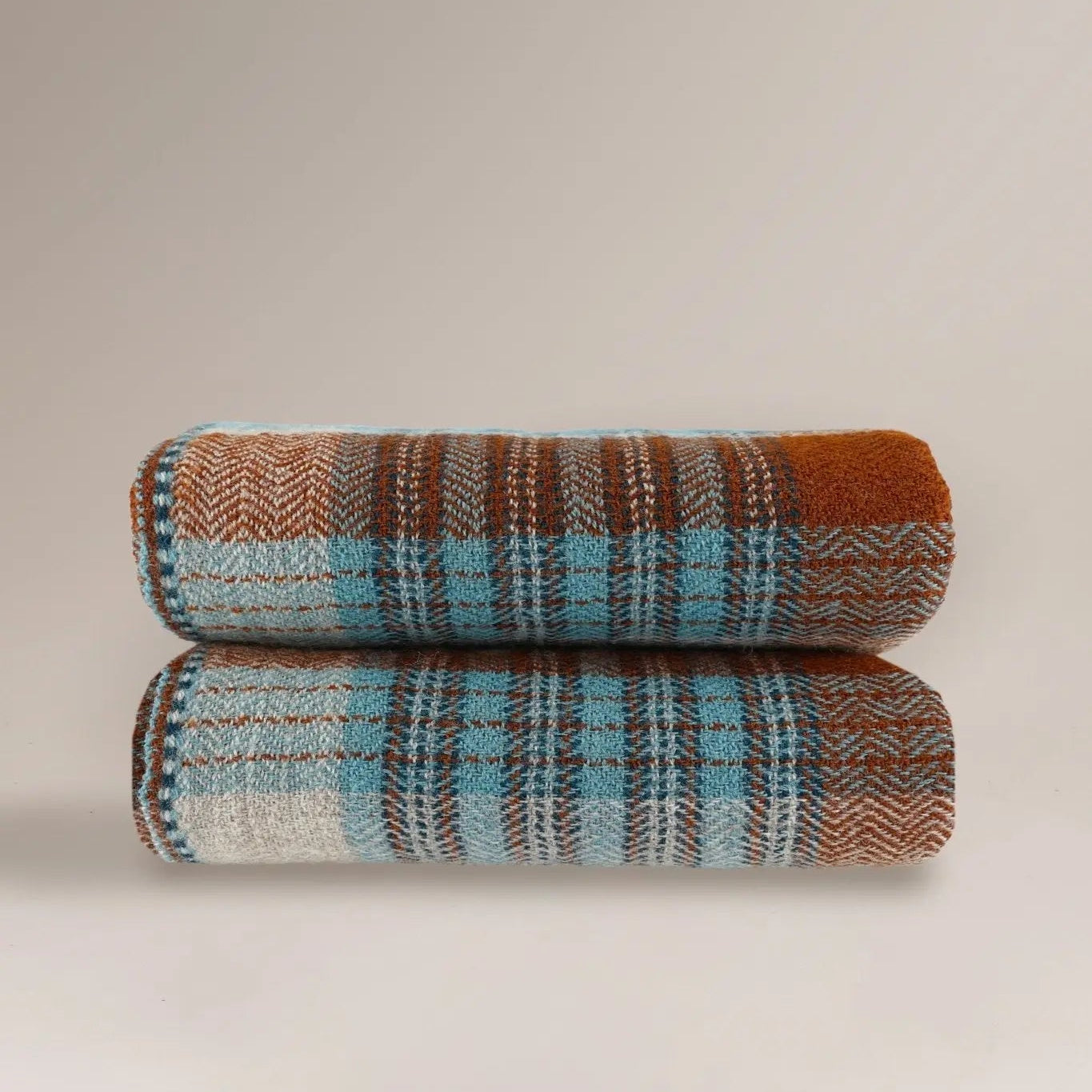 Dahlia Throw Blanket N°81 Mocha - Joy Gift Shoppe