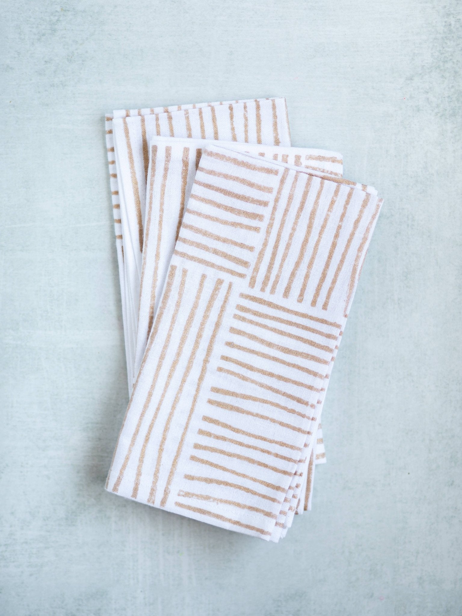 Dinner Napkins (set of 4) - Striped (Large), Gold - Joy