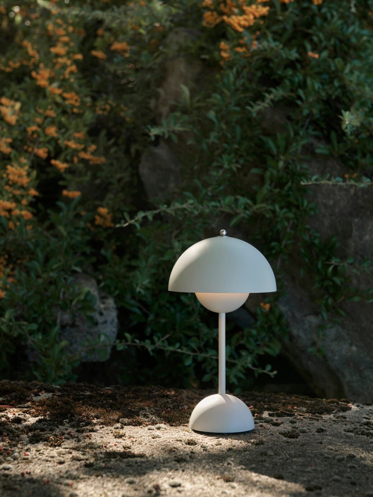 Flowerpot VP9 Portable Lamp - Joy Gift Shoppe