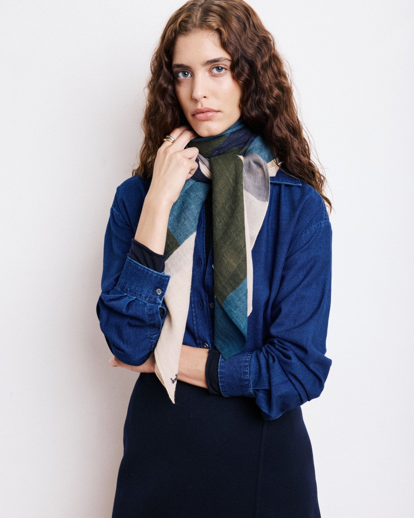 GEOMETRIC Navy/Green Square Scarf - Joy