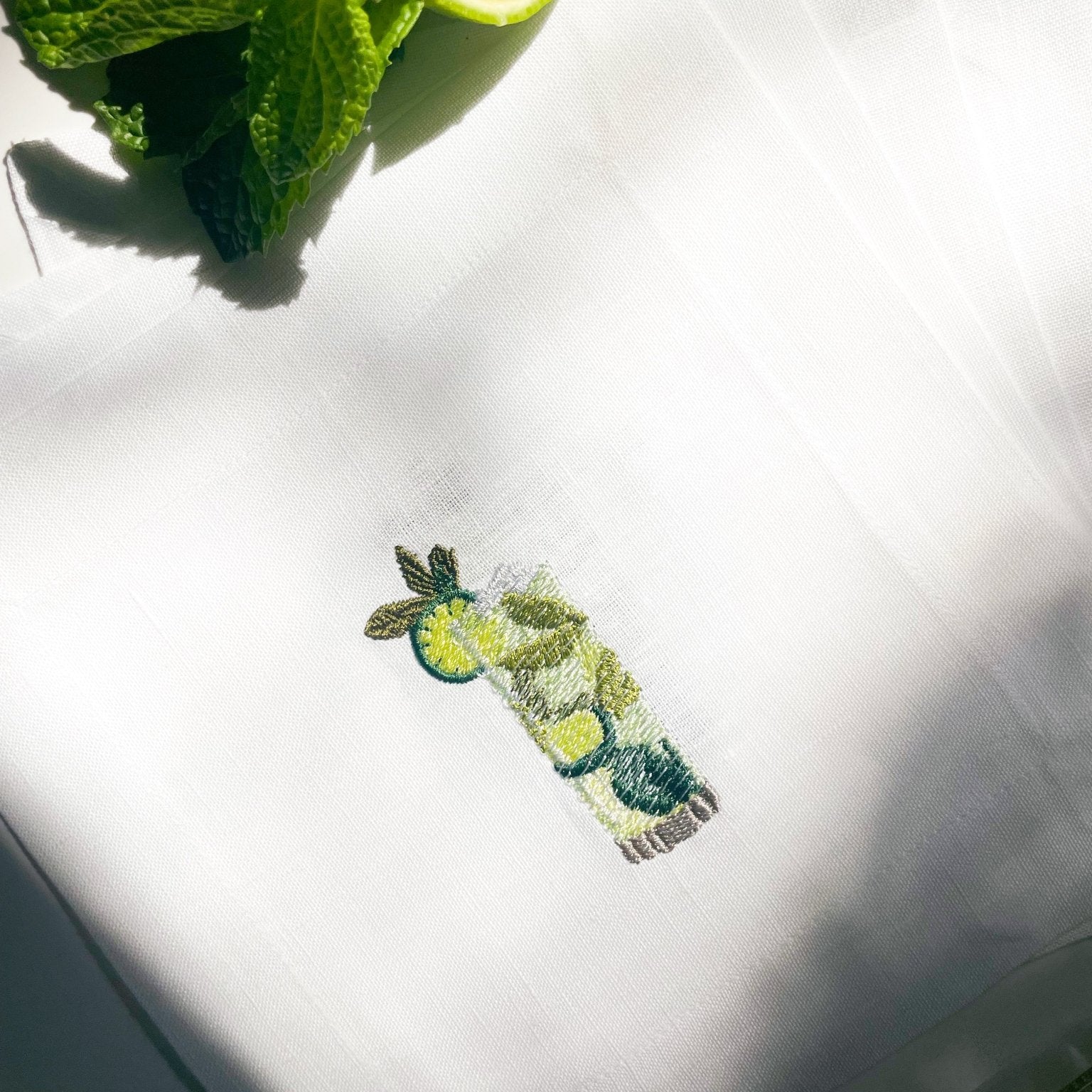 Happy Hour: The Best Cocktails - Mojito - Joy