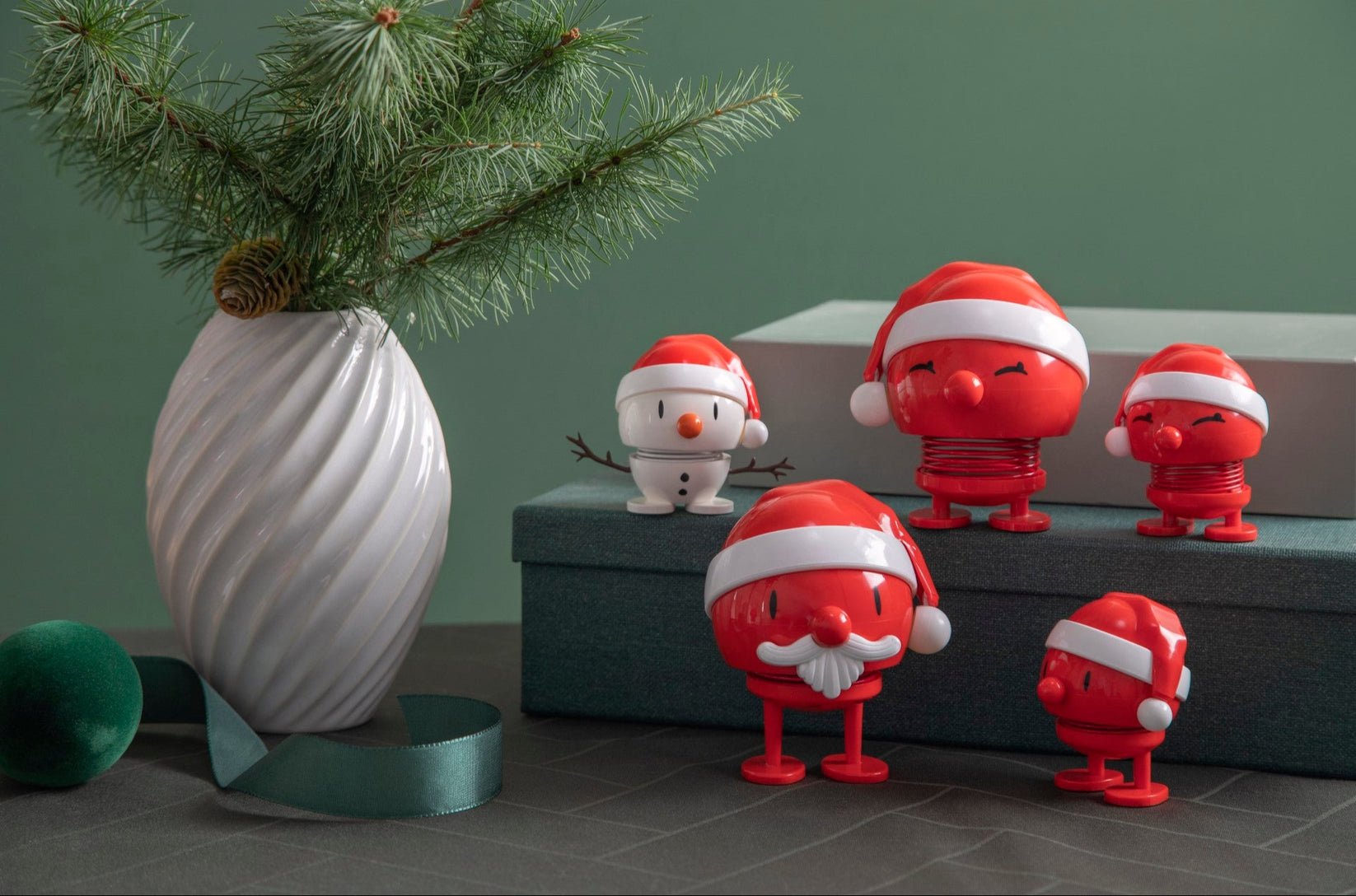Hoptimist HOLIDAY Santa Bumble Red - Joy
