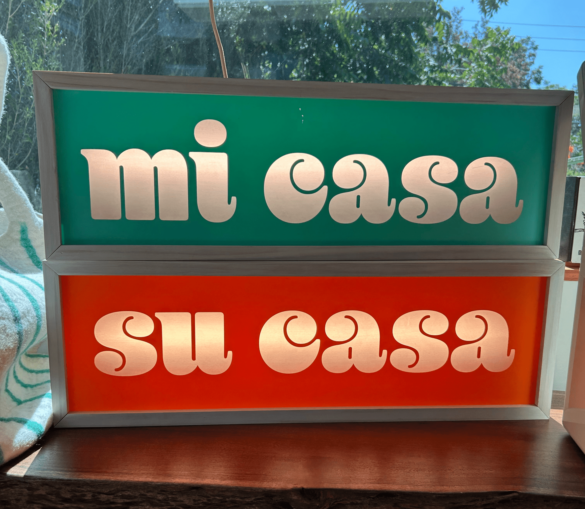 "mi casa and su casa" Lightbox - Joy Gift Shoppe