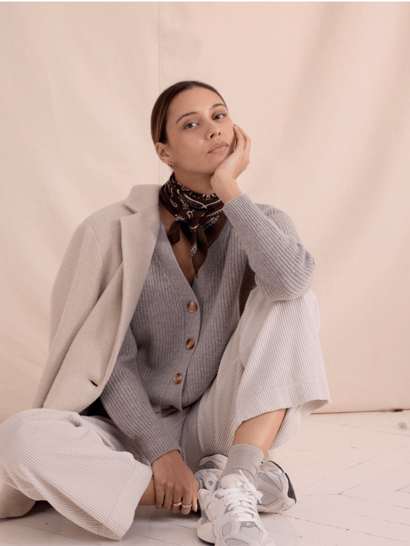 MOENA Heather Grey Cardigan - Joy