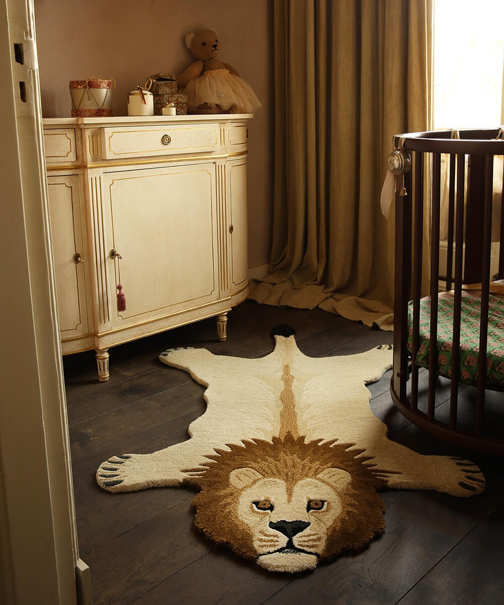 Moody Lion Rug - Joy