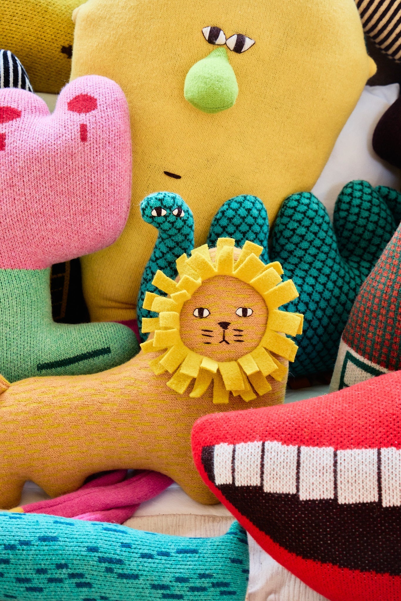 Richie Lion - Joy Gift Shoppe