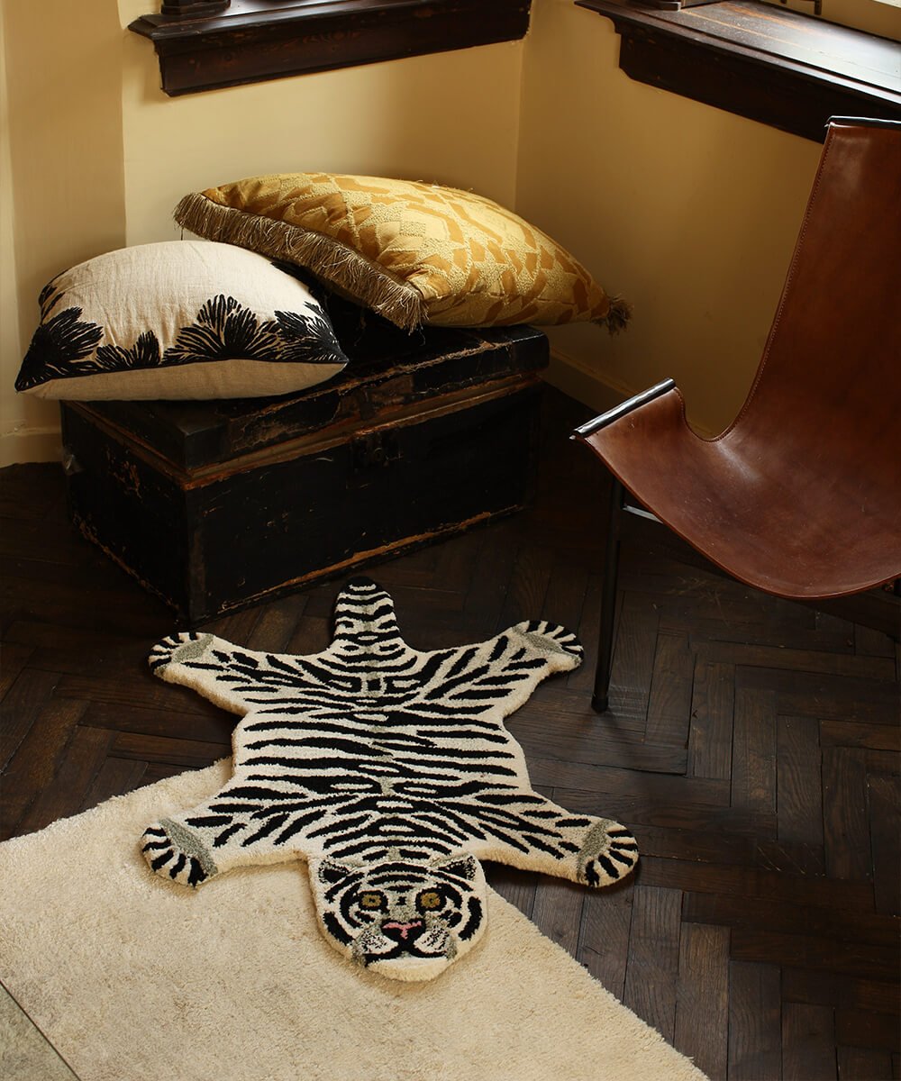 Snowy Tiger Rug - Joy