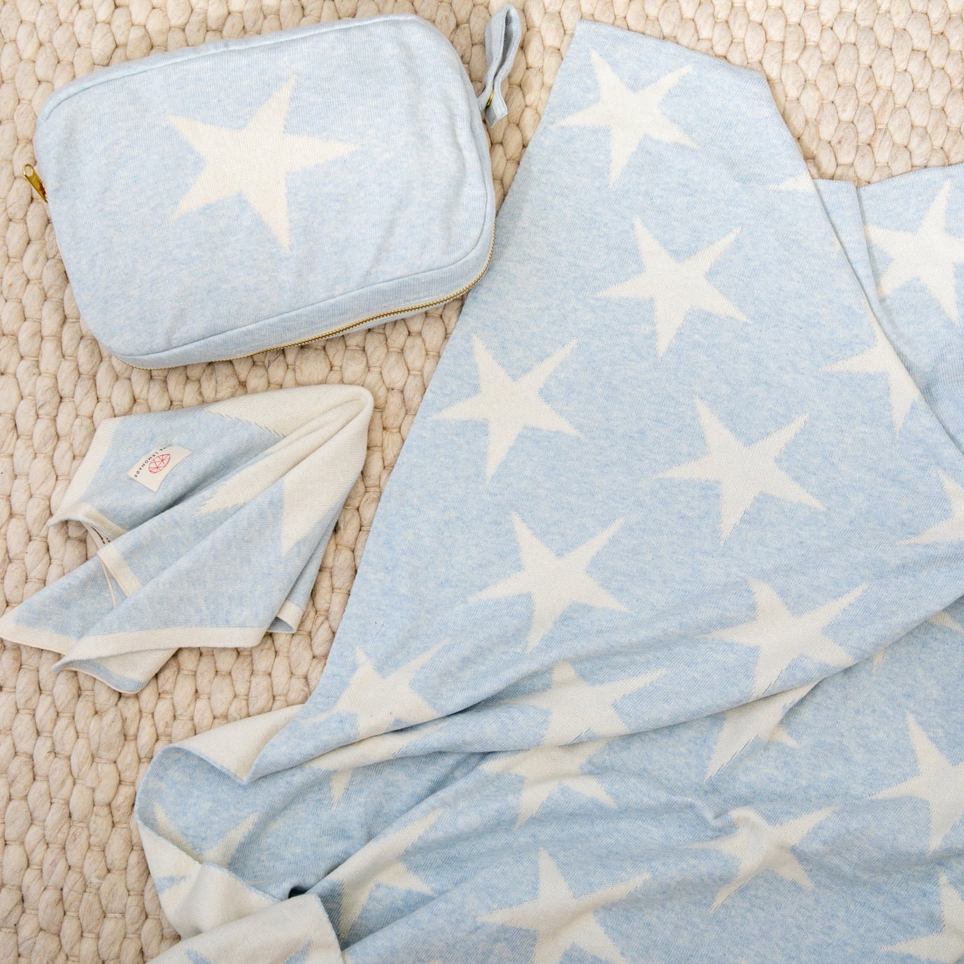 Stars Organic Cotton Baby Blanket and Burp Cloth Set - Sky Blue - Joy