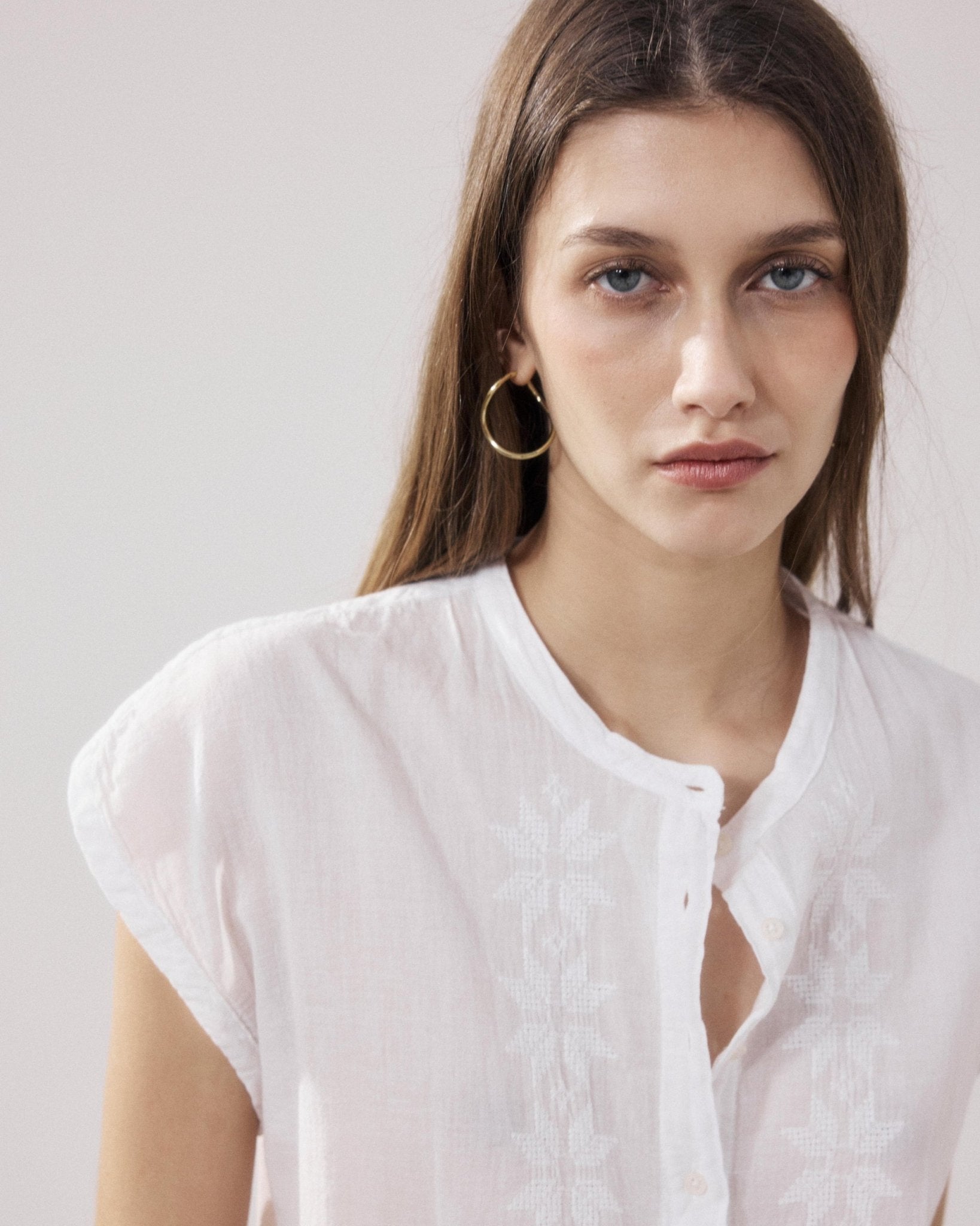 TEZA Shirt - White - Joy