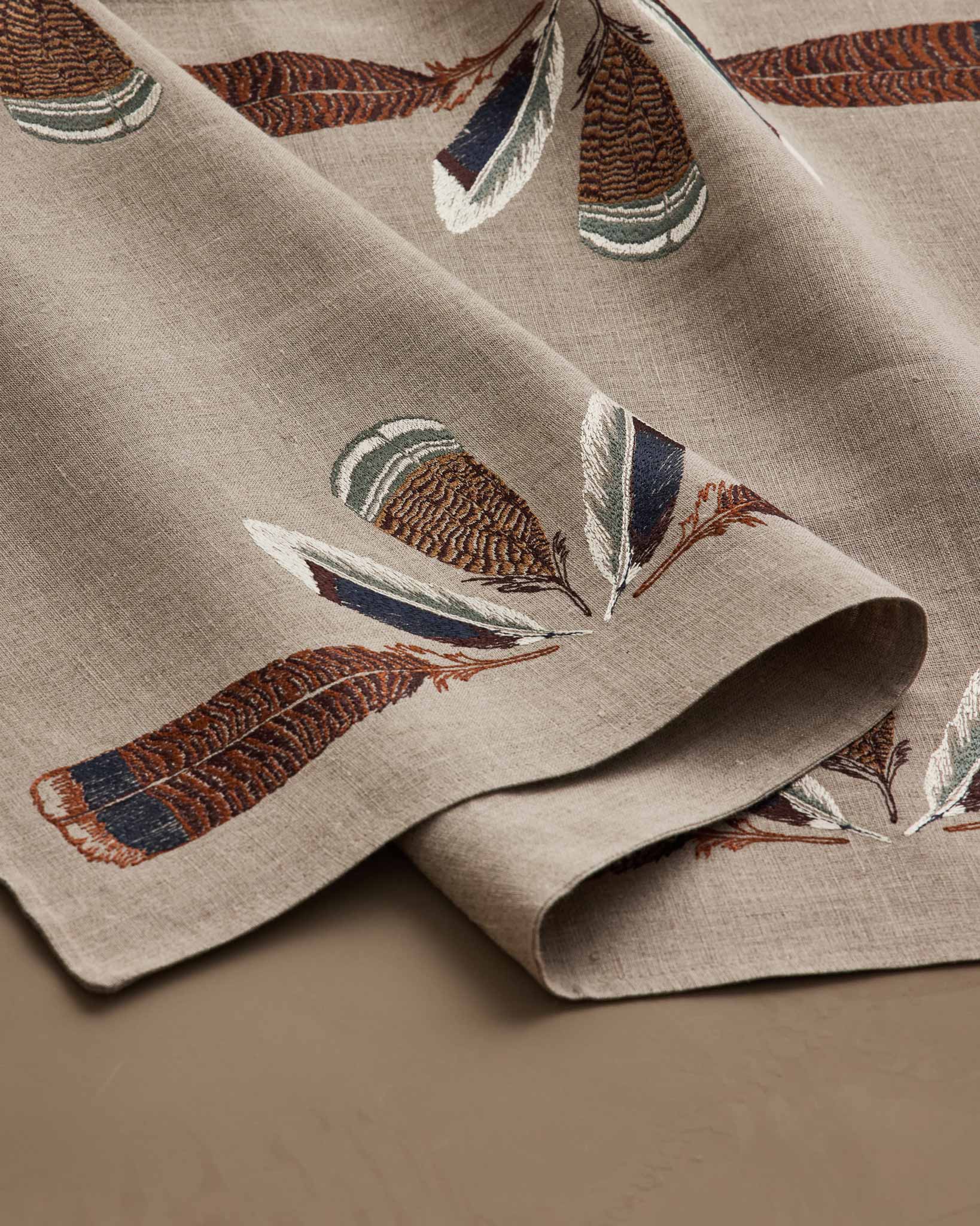 Turkey Feather Border Table Runner - Joy Gift Shoppe