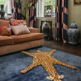Gimpy Giraffe Rug - Joy