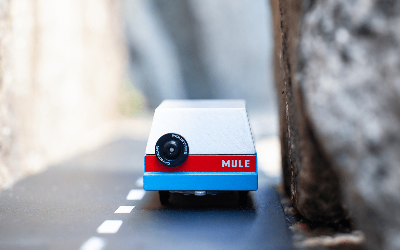 Magnetic Mule Toy Car - Joy